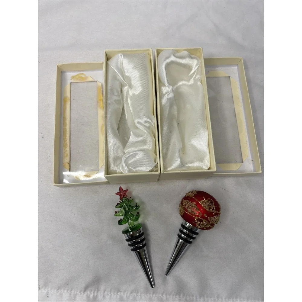 2 Blown Glass Wine Bottle Stoppers Christmas Tree & Ornament Art‎ Glass Holiday